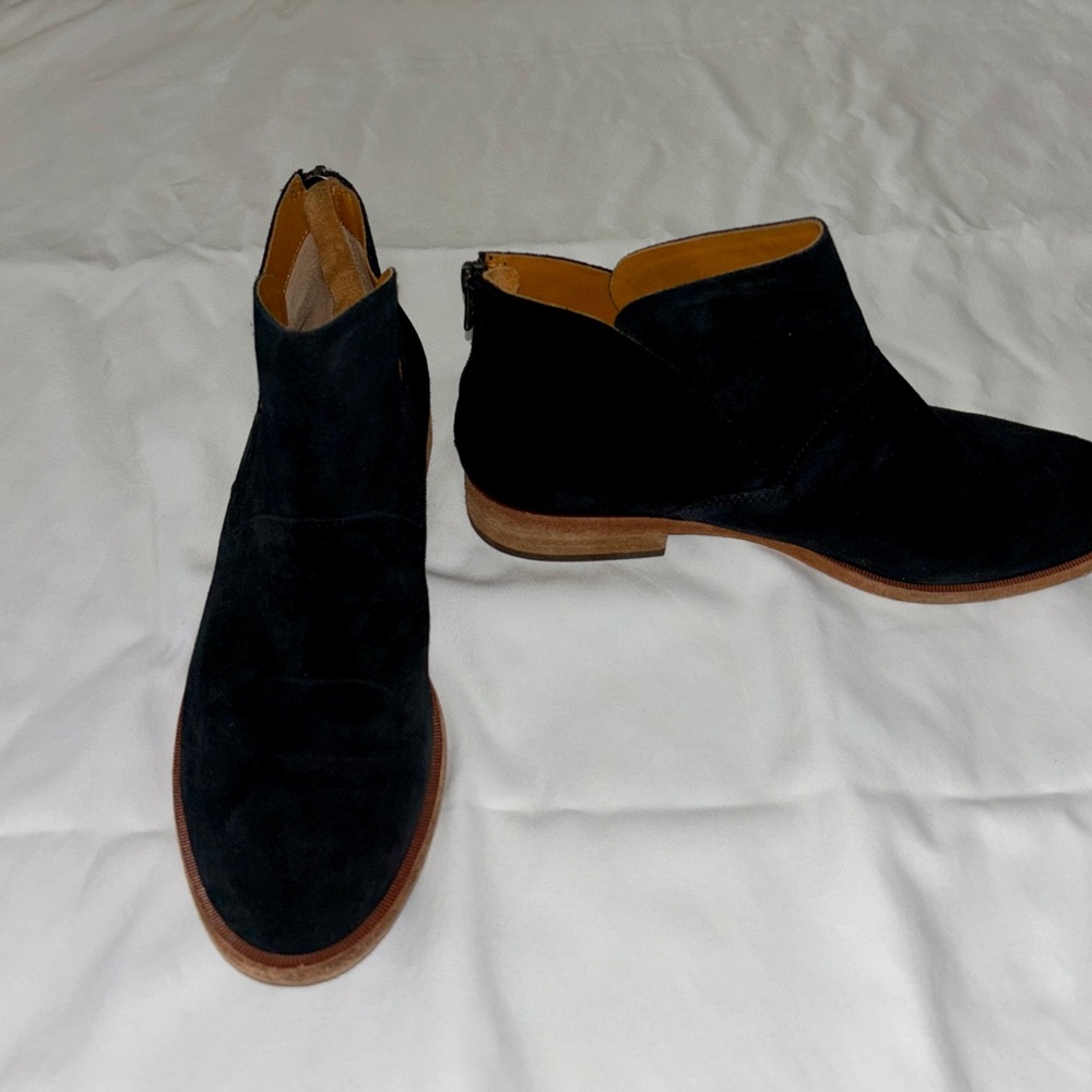 Elegant Black Ankle Booties